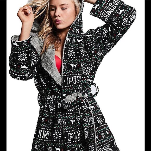 New! Victoria's Secret Reversible Robe - Picture 2 of 4
